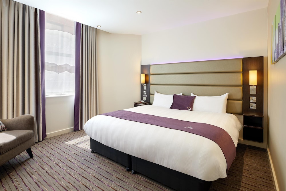 premier inn winchester