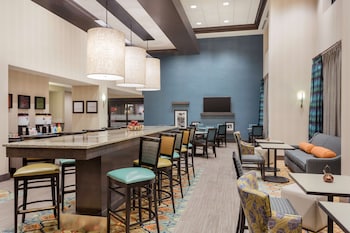 Hampton Inn & Suites West Des Moines/Sw Mall Area,Des Moines County>>Des Moines,3 star