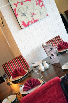 lyndene hotel