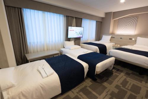 hotel rose garden shinjuku