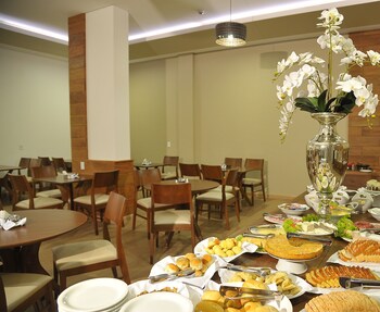 hotel maestro premium cascavel