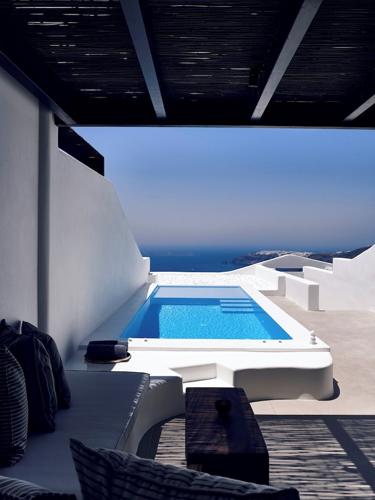 cavo tagoo santorini