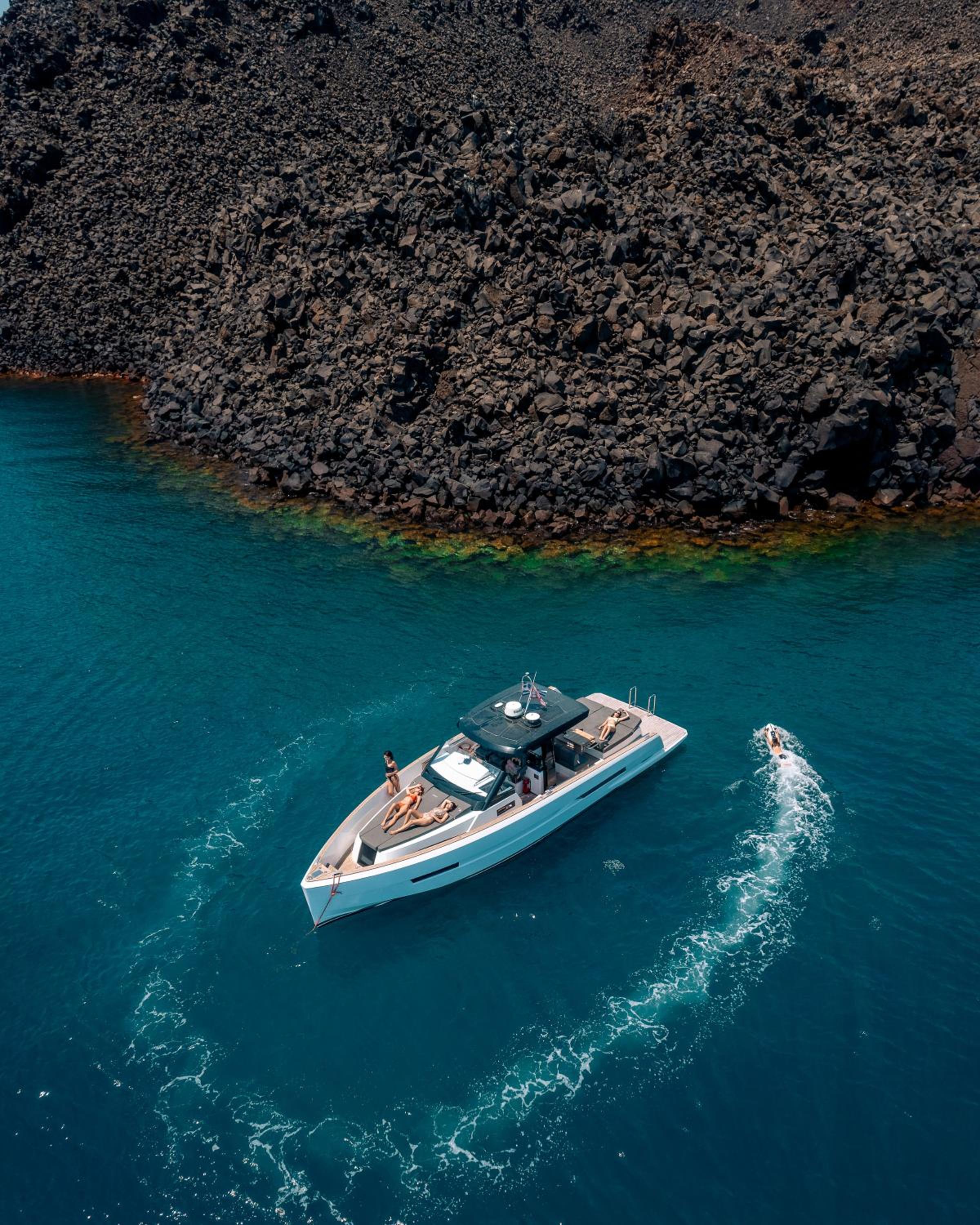 cavo tagoo santorini