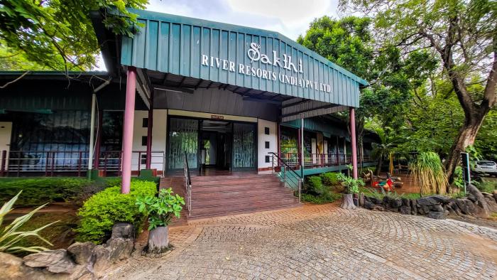 sakthi river resorts