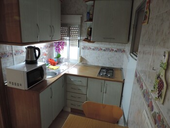 hostal el cascabel hostel