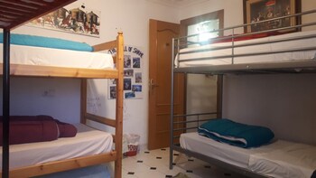 hostal el cascabel hostel
