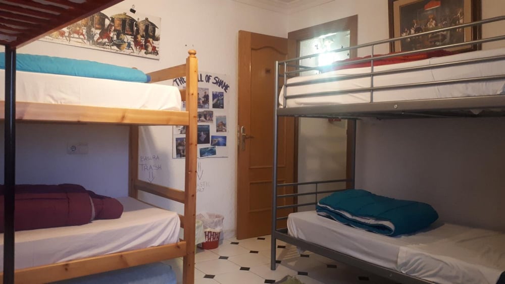 hostal el cascabel hostel