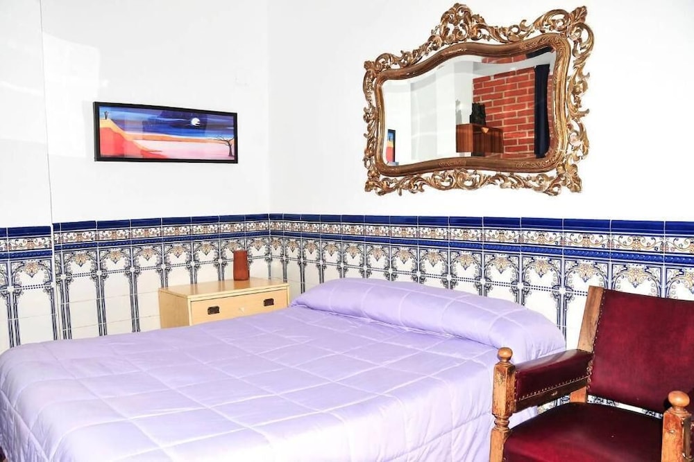 hostal el cascabel hostel
