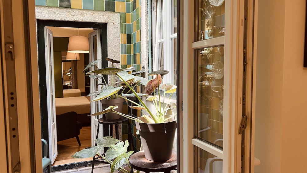 monte belvedere hotel by shiadu