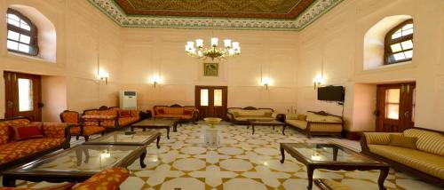 parakeet tourist resort pipli