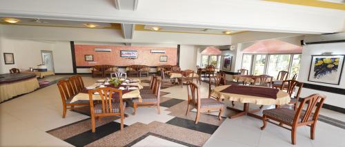 parakeet tourist resort pipli