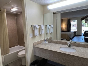rodeway inn walterboro i 95