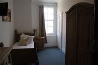 stonehenge inn and shepherds huts