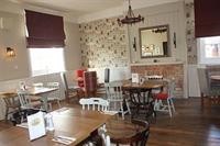 Stonehenge Inn & Shepherds Huts,Durrington>>Amesbury,3 star