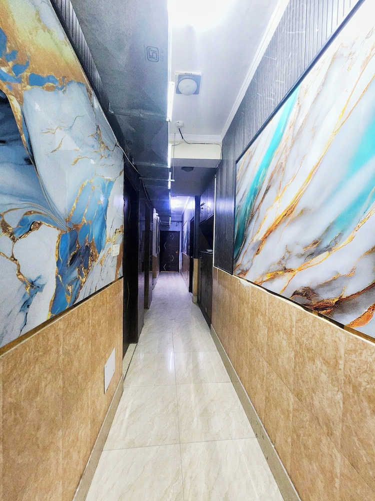 hotel star international