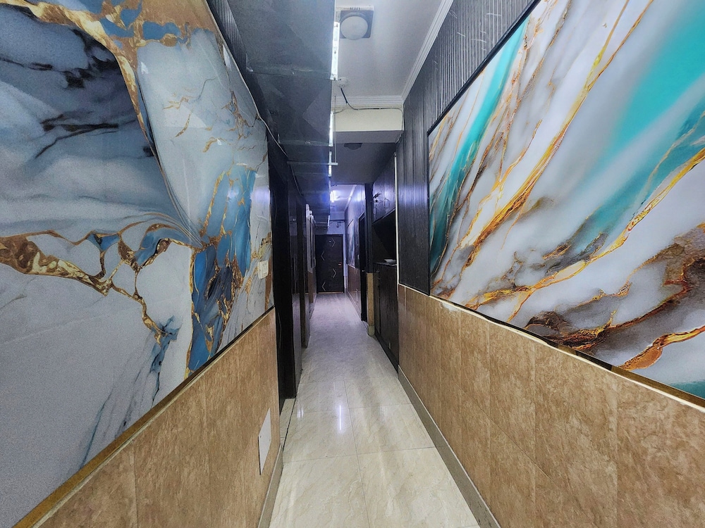 hotel star international