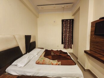 hotel star international