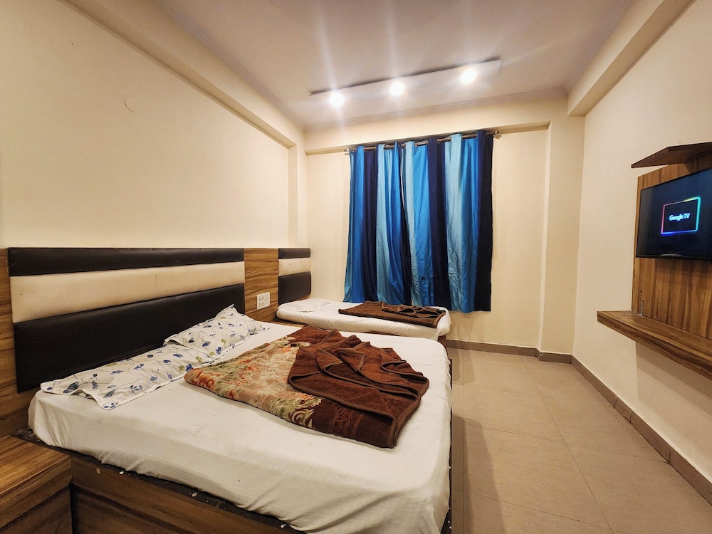 hotel star international