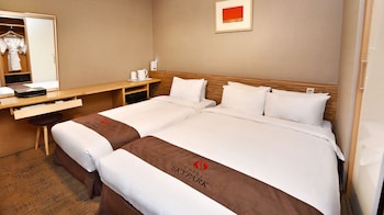 hotel skypark myeongdong i