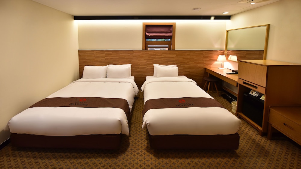 hotel skypark myeongdong i