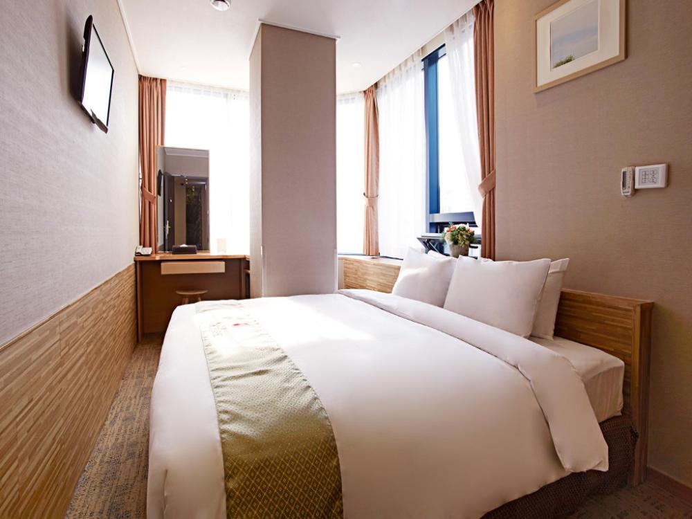 hotel skypark myeongdong ii