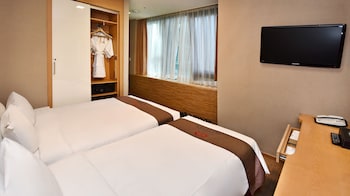 hotel skypark myeongdong ii