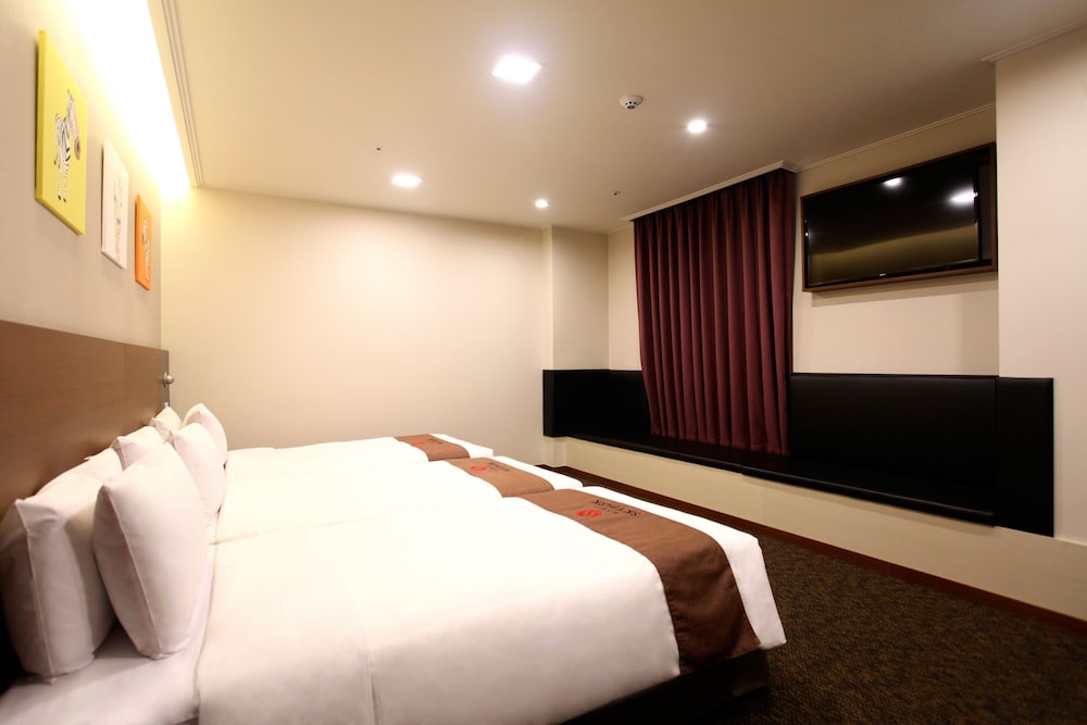 hotel skypark myeongdong ii