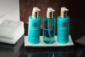 cosmopolitan hotel prague