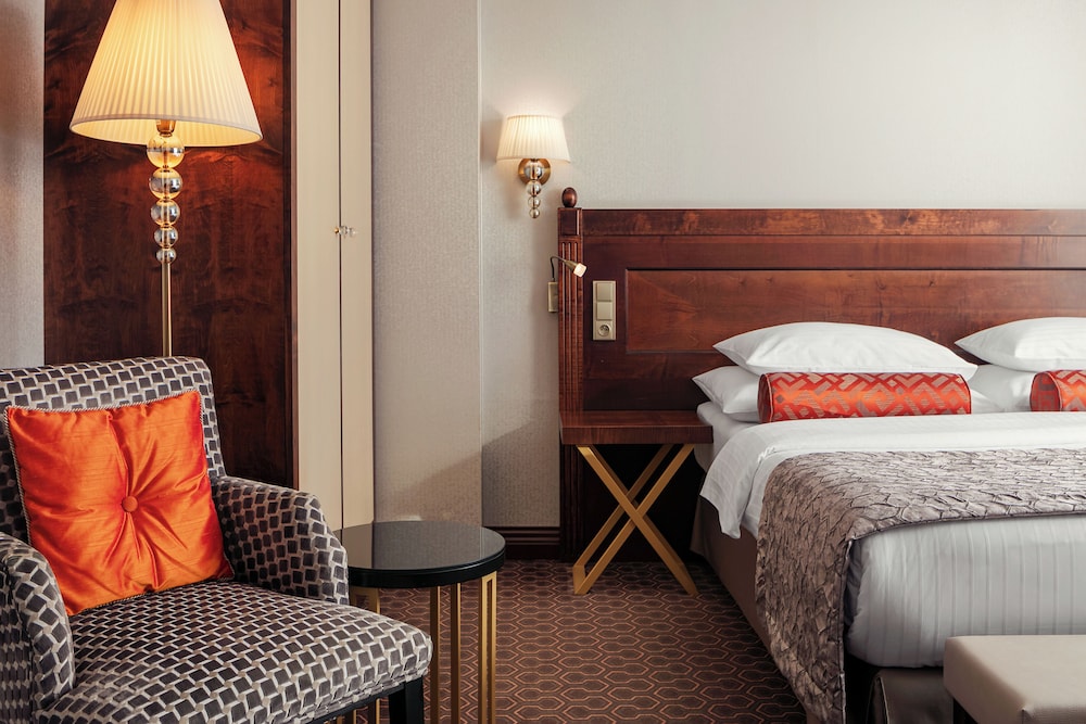 cosmopolitan hotel prague