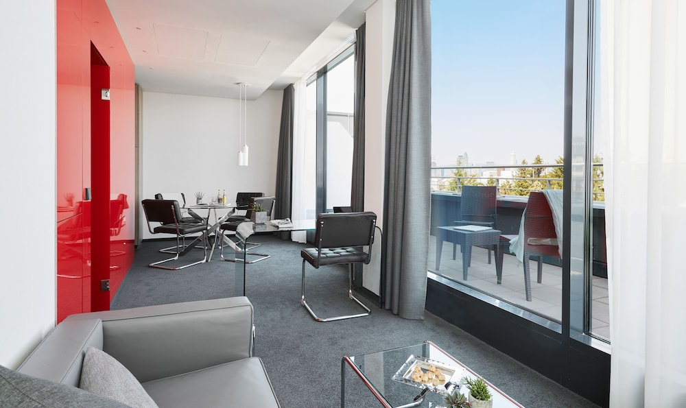 living hotel frankfurt