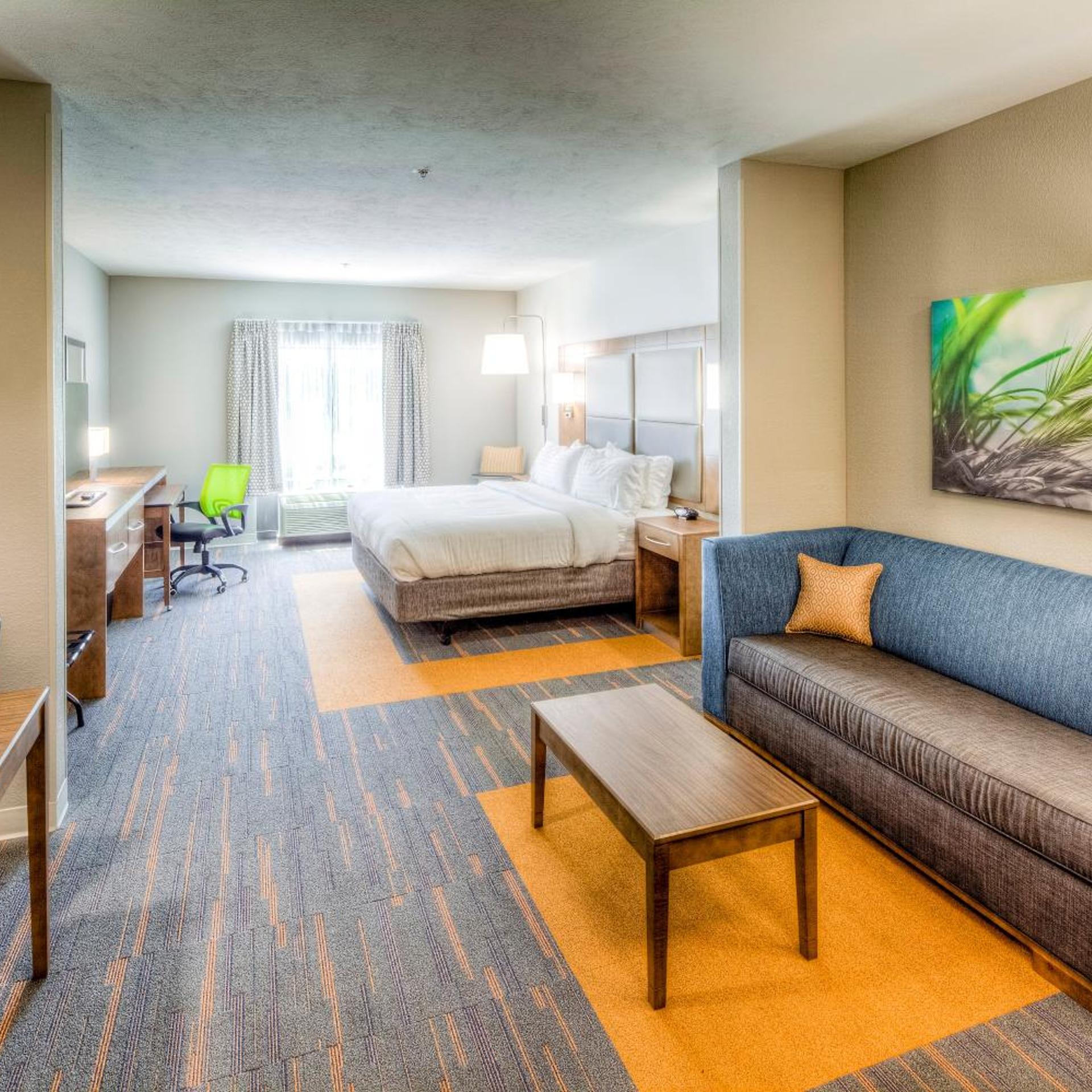 holiday inn express and suites cleveland west west