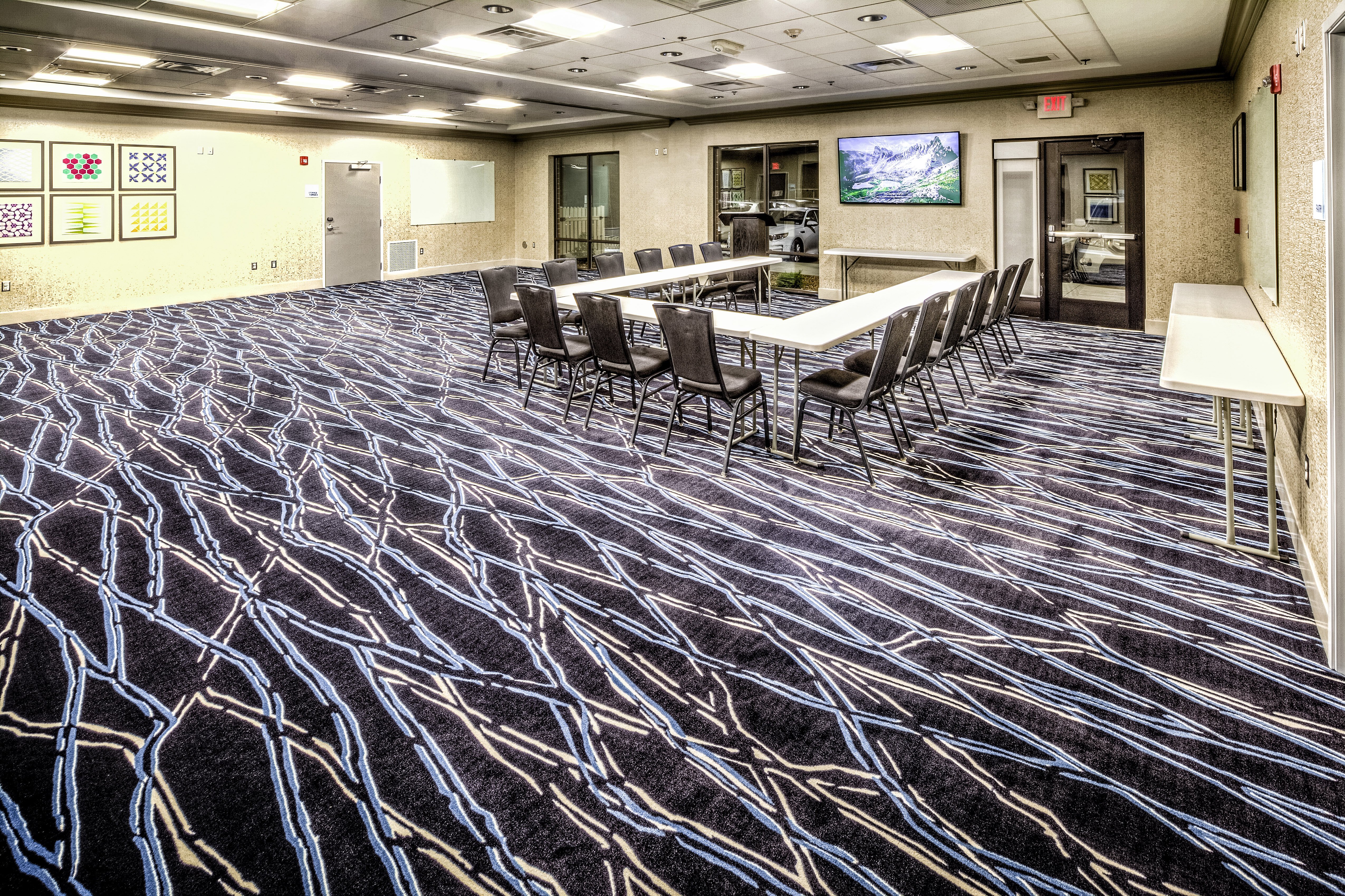 holiday inn express and suites cleveland west west