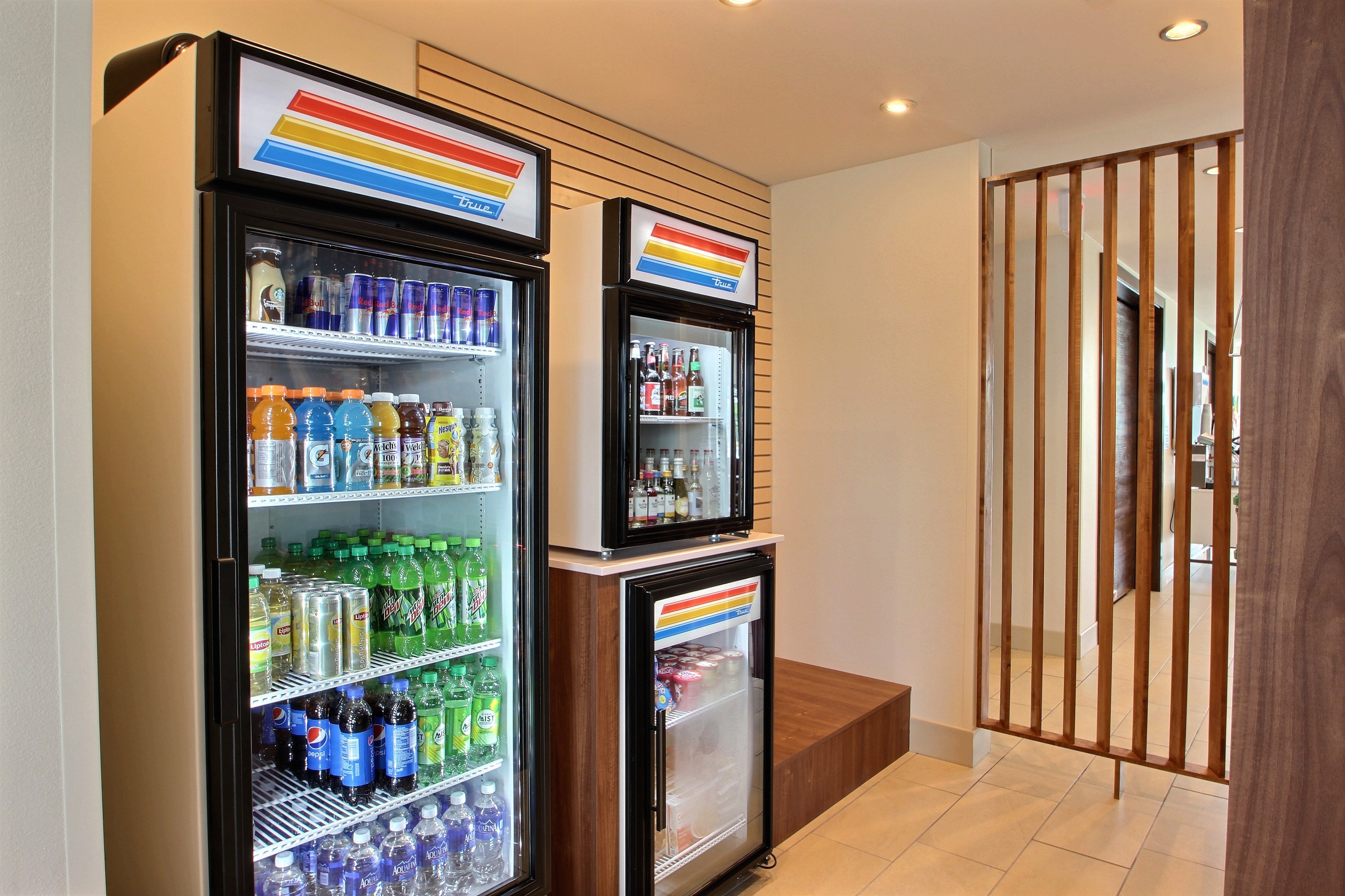 holiday inn express and suites fond du lac by ihg