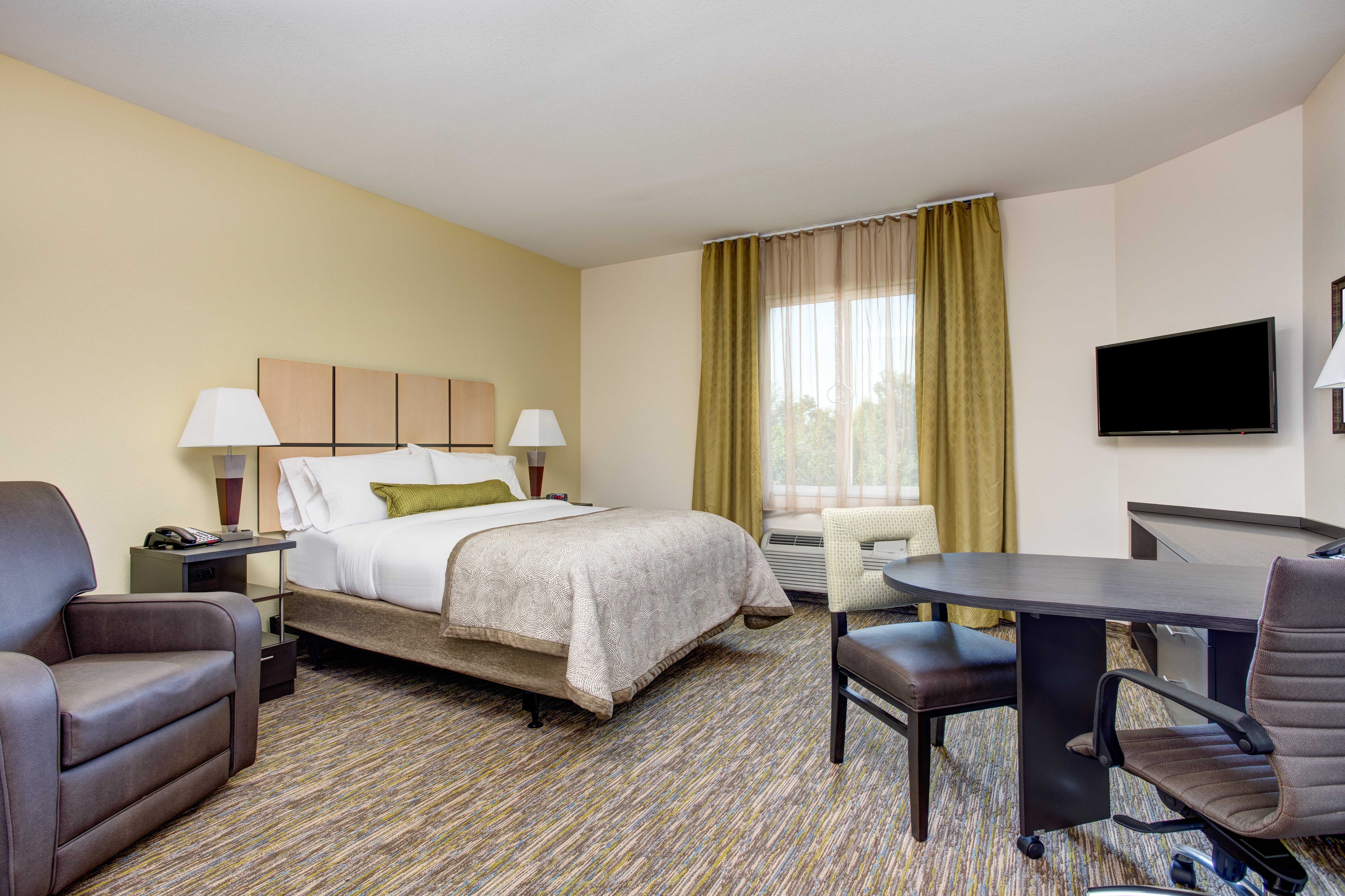 candlewood suites cut off by ihg