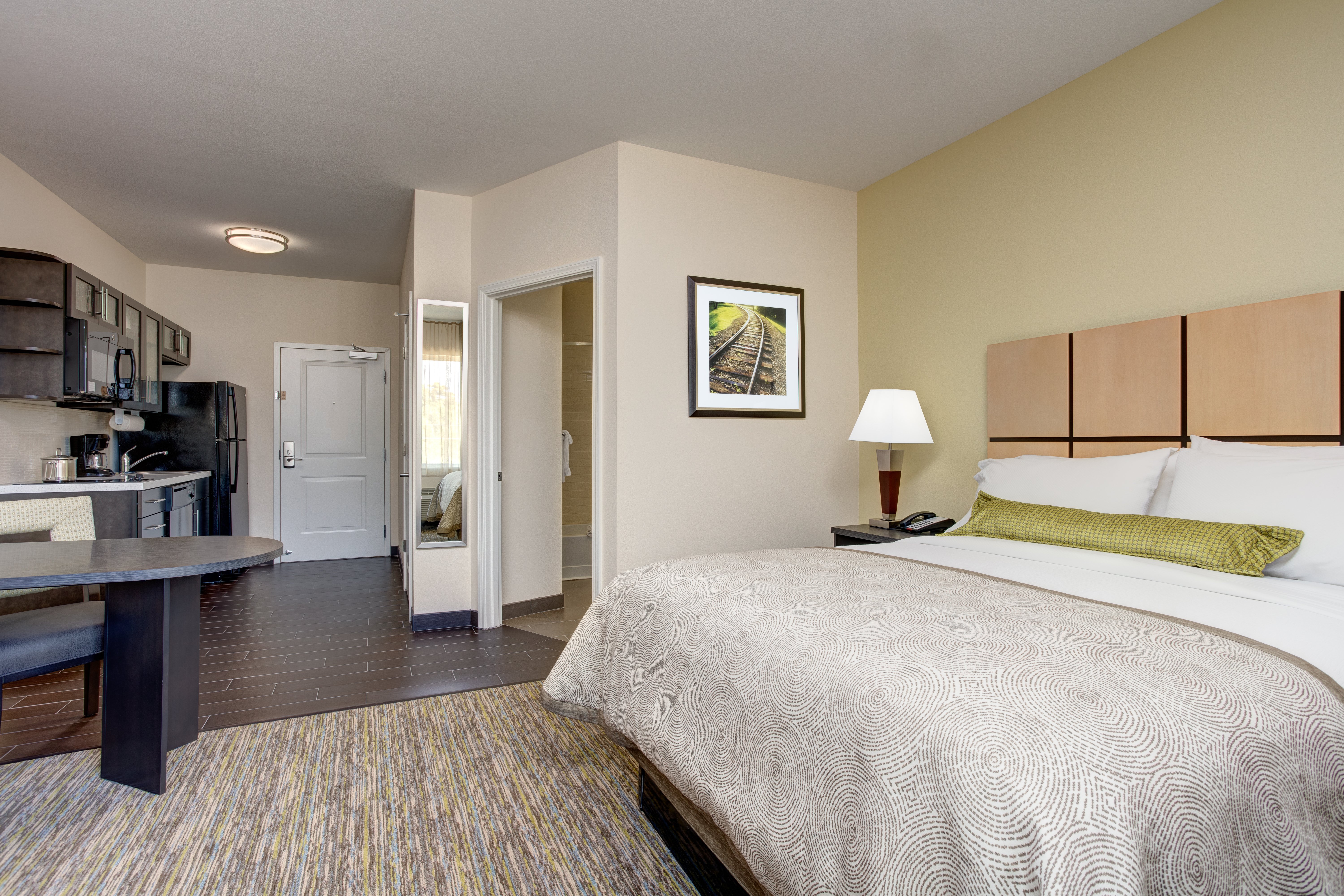 candlewood suites cut off by ihg