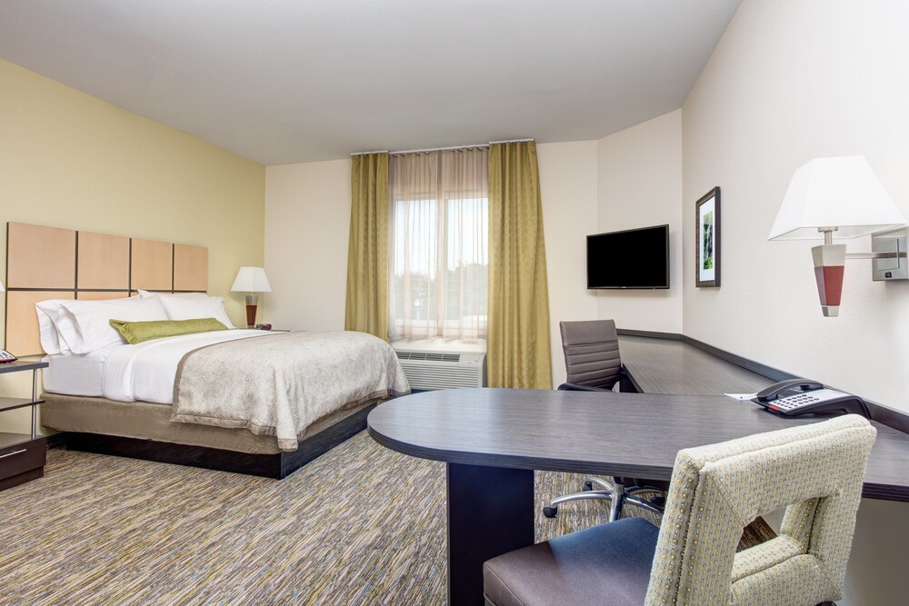 candlewood suites cut off by ihg