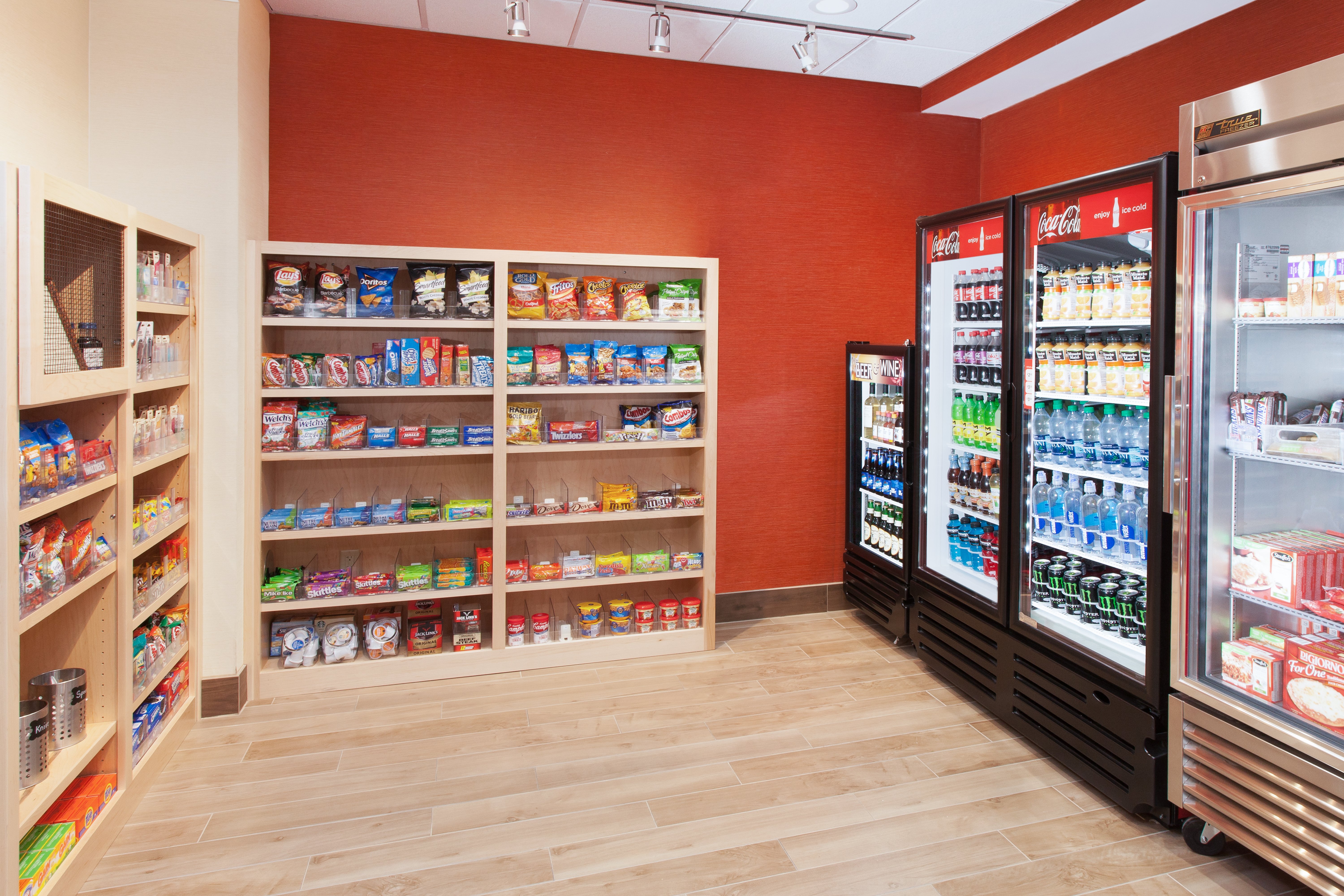 holiday inn express and suites sandusky by ihg