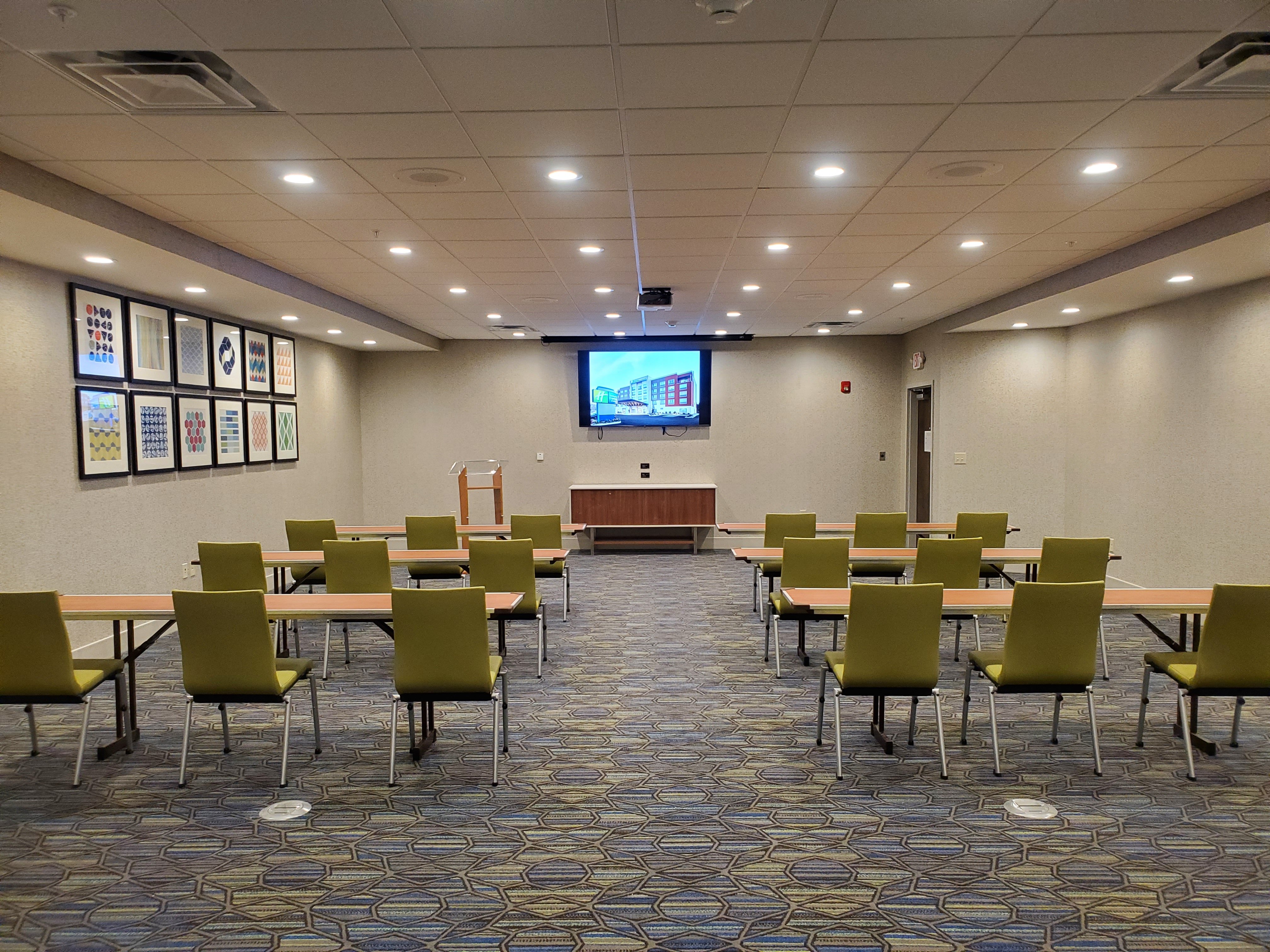 holiday inn express and suites sandusky by ihg