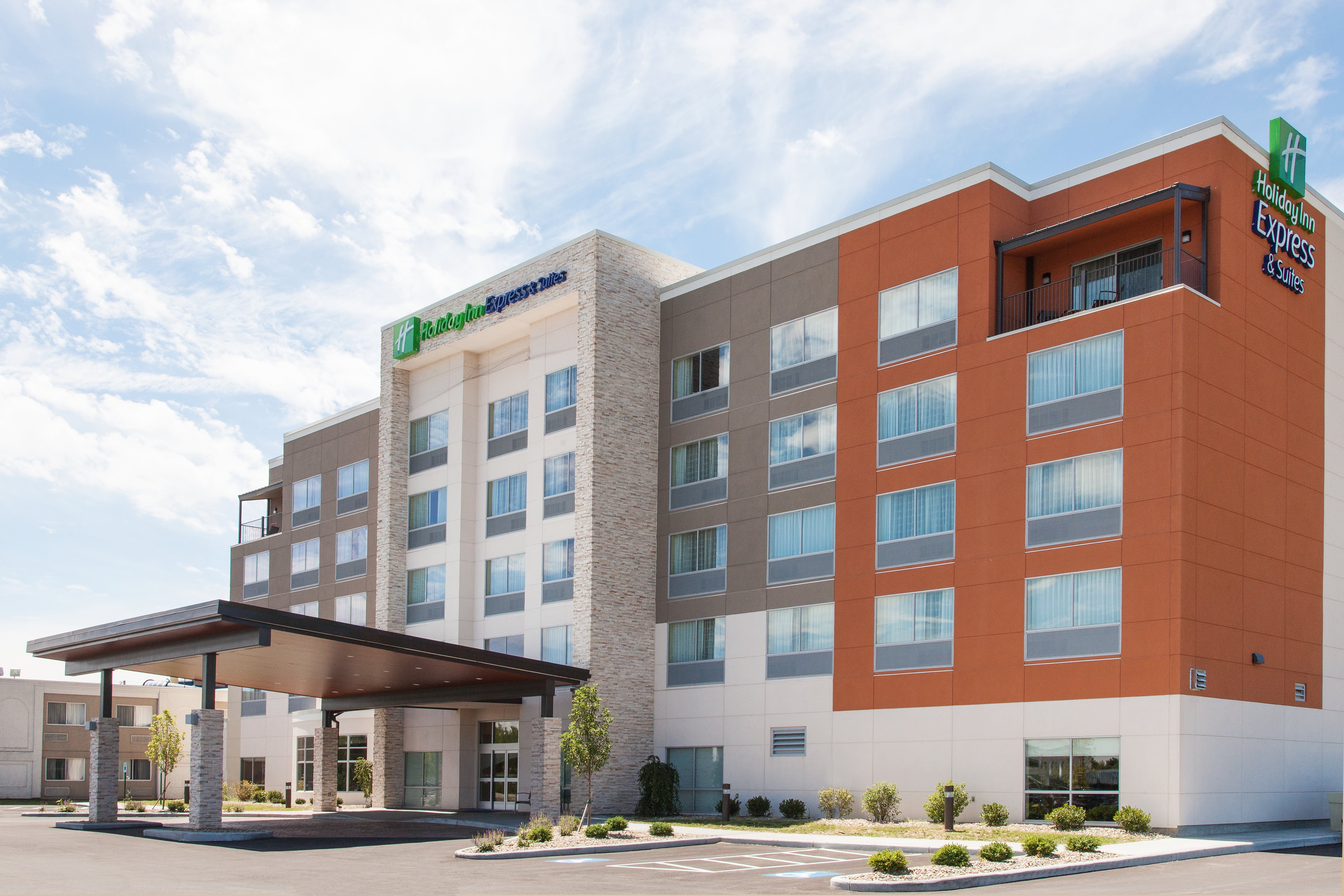 holiday inn express and suites sandusky by ihg