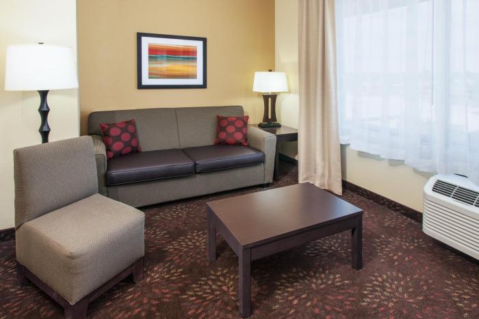 holiday inn express and suites sandusky by ihg