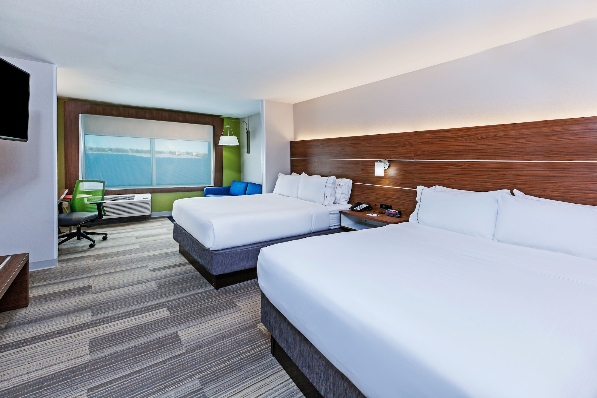 holiday inn express and suites tulsa west sand spr