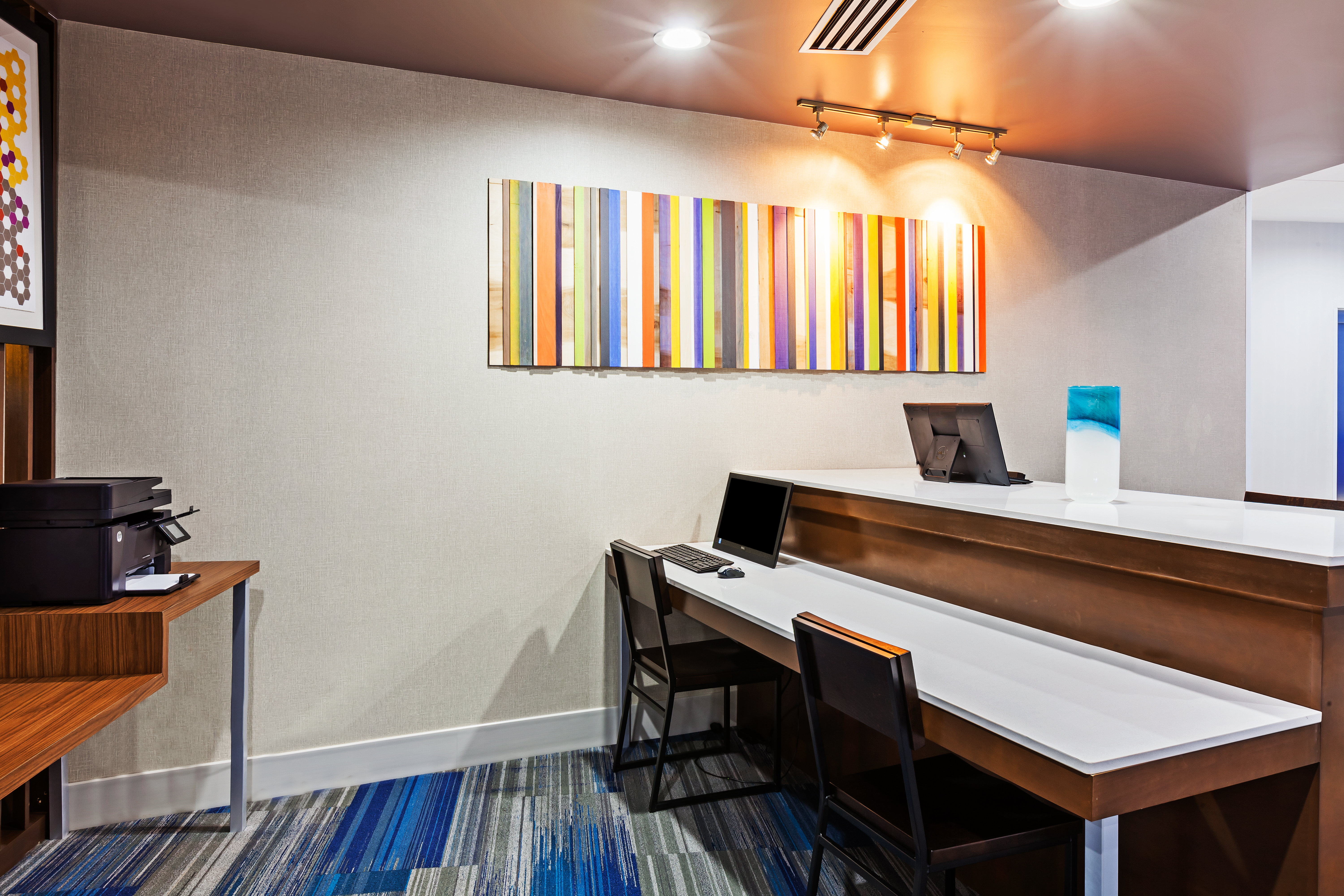 holiday inn express and suites tulsa west sand spr