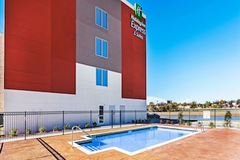 Holiday Inn Express And Suites Tulsa West Sand Spr,Sand Springs>>Owasso,4 star