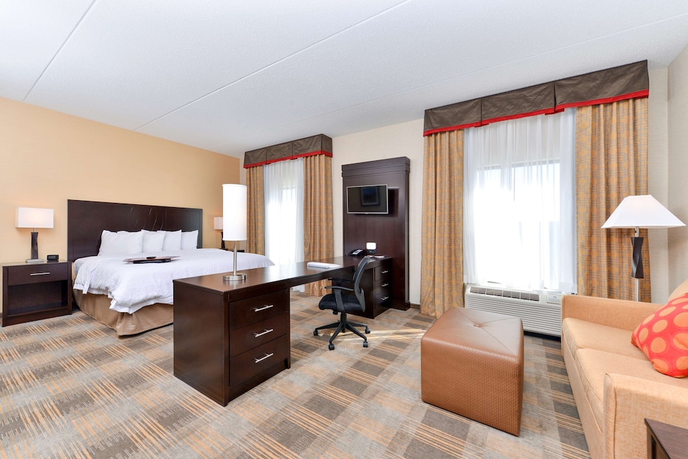 hampton inn and suites california university pittsburgh