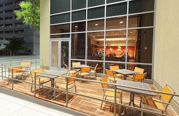 homewood suites houston downtown