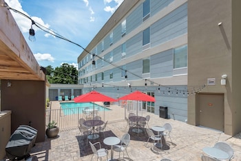 home2 suites by hilton lake city