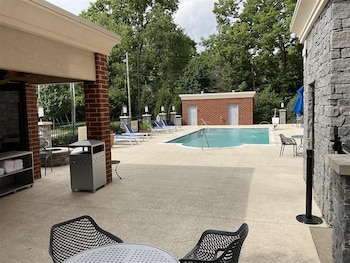 hampton inn lexington medical center