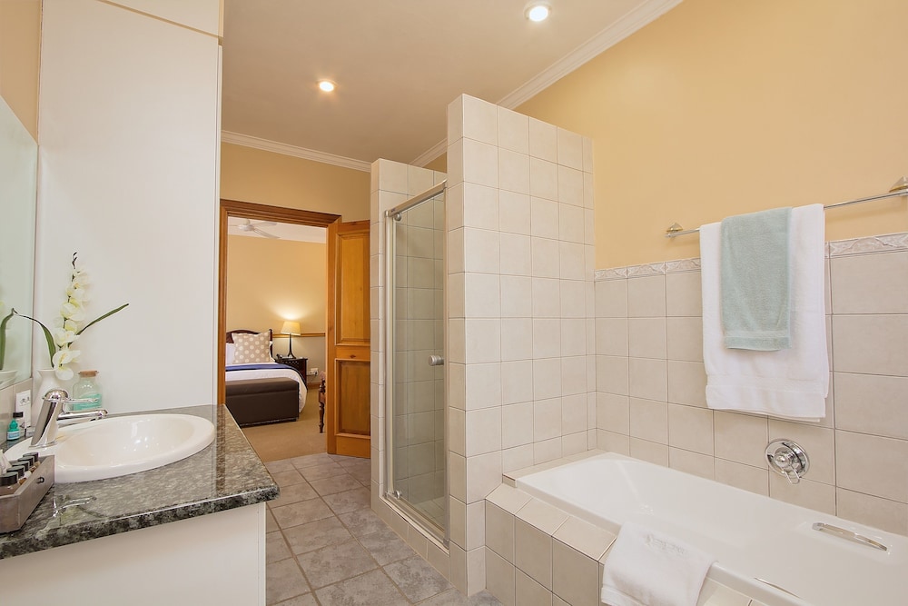 centurion golf suites boca walk