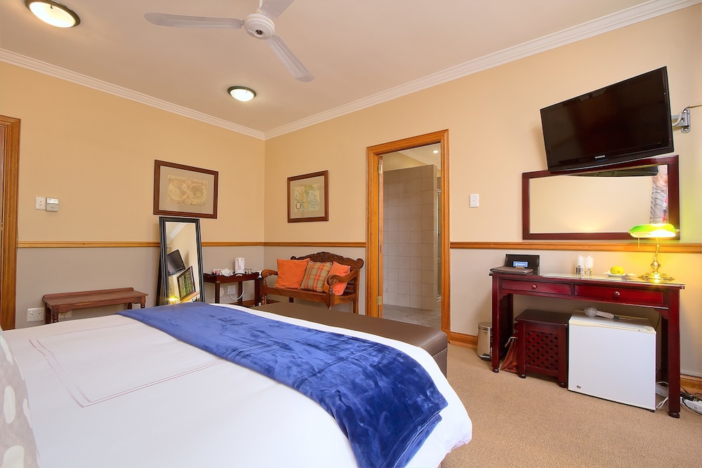 centurion golf suites boca walk