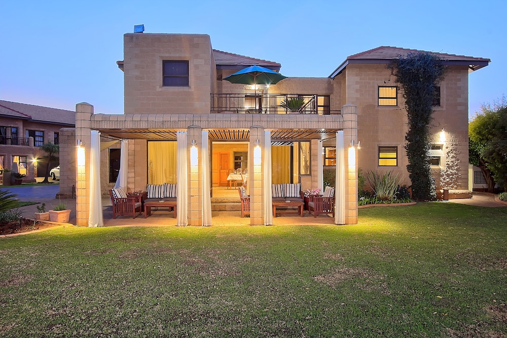 centurion golf suites boca walk